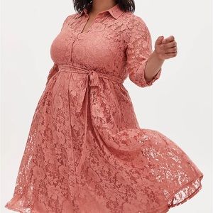 Torrid 3/4 sleeve lace dress